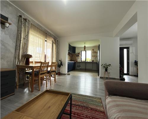CASA 3 CAMERE  MANDRESTI