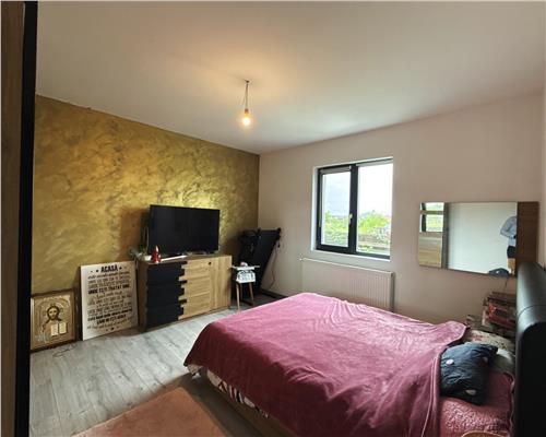 CASA 3 CAMERE  MANDRESTI