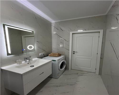 Garsonieră Decomandată de Închiriat | Bloc Nou | Parcare Privată | Str. Lupeni, Focșani