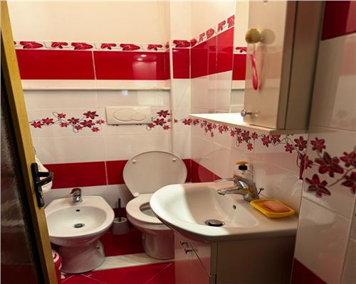 APARTAMENT DE VANZARE 4 CAMERE SUD 85MP